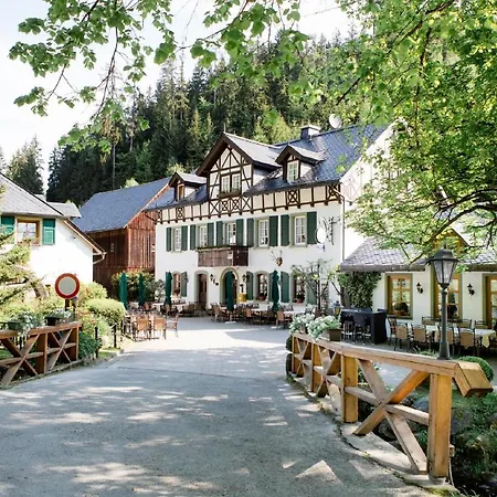 Hotel Bischofsmuehle 3*
